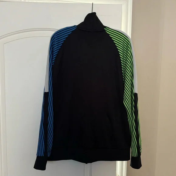 Brand new “Puma”men’s full zippered sweatshirt.Size-L,color-black(multicolor)💚 - Picture 5 of 8